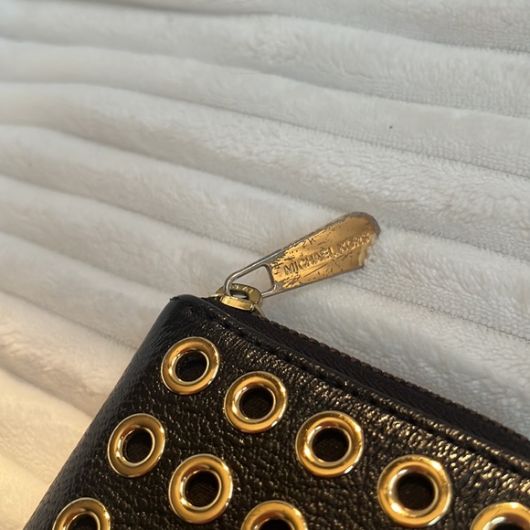 Michael Kors Wallet Black Leather & Gold Metal - Picture 5 of 11